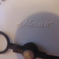 Руски настолен каминен часовник Маяк, снимка 3 - Антикварни и старинни предмети - 44133954