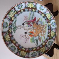 Китайска стара декоративна чиния китайски порцелан , снимка 1 - Антикварни и старинни предмети - 38784710