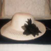 Супер стилна и елегантна шапка за лятото, снимка 4 - Шапки - 26982475