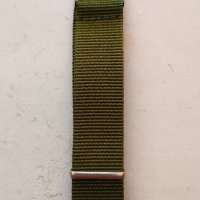 Текстилна каишка НАТО 20 мм, снимка 3 - Каишки за часовници - 36583899
