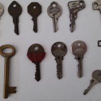 Колекция стари ключове , снимка 1 - Други ценни предмети - 40611485
