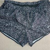 Шорти от шушляк Nike L, снимка 1 - Къси панталони и бермуди - 33535620