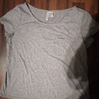 Тениска H&M, снимка 1 - Тениски - 33295970