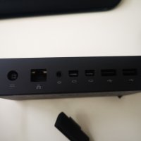 Докинг станция Microsoft Surface Dock, снимка 1 - Лаптопи за работа - 38354602