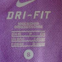Nike Dri-Fit, Оригинална Тениска, Размер S. Код 668, снимка 5 - Тениски - 26478486