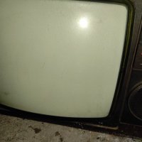 Старинен телевизор с кинескоп - РАБОТЕЩ в перфектно състояние на поне 60 години, снимка 3 - Антикварни и старинни предмети - 37130787