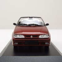 Renault 19 Cabrio 1992 - мащаб 1:43 на Maxichamps моделът е ново в PVC дисплей-кейс, снимка 5 - Колекции - 43035196