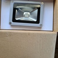 LED ПРОЖЕКТОРИ RGB 50W, 220V, 4000LM, IP65, 120  16 програми от Германия , снимка 10 - Лед осветление - 38805598