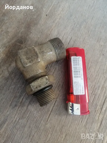 Коляно за скоростна кутия на трактор Т-150к, кат.номер 151.37.065, снимка 1