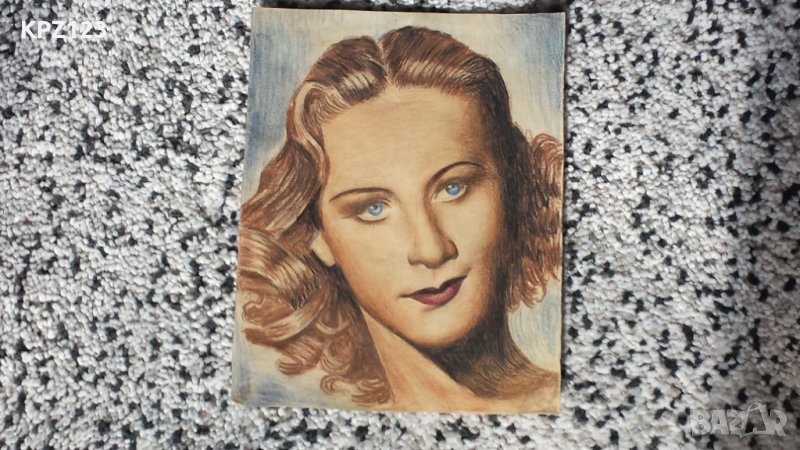 ПОРТРЕТ НА ЖЕНА ЦВЕТЕН МОЛИВ, снимка 1