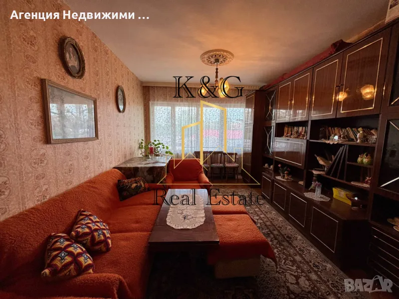 Тристаен тухлен на нисък етаж , снимка 1