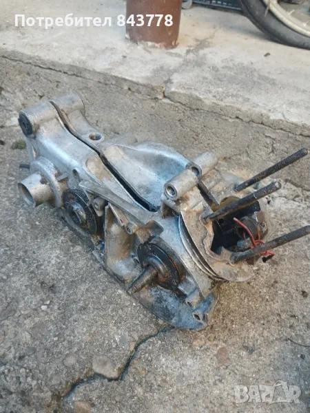 Части за стари мотори, снимка 1