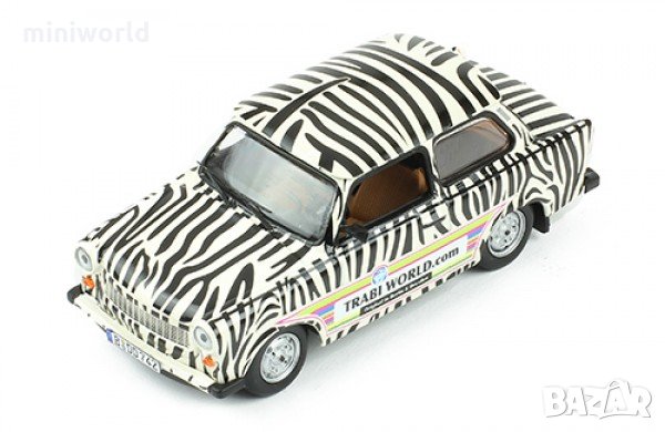 TRABANT 601 Safari 1970 - мащаб 1:43 на IXO модела е нов в PVC дисплей-кейс, снимка 1