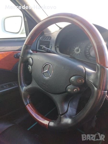 Махагонов волан за W211 в перфектно състояние, снимка 1