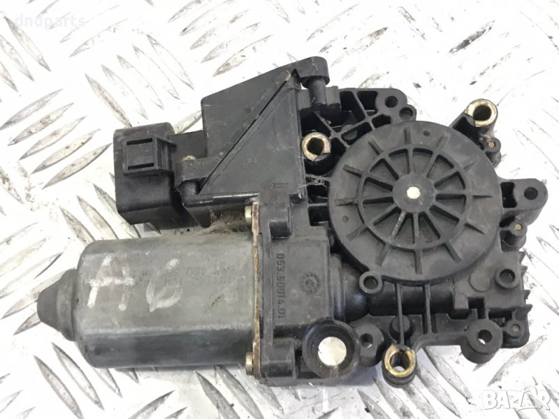 Предно ляво моторче стъклоповдигач Audi A6,2001г., снимка 1