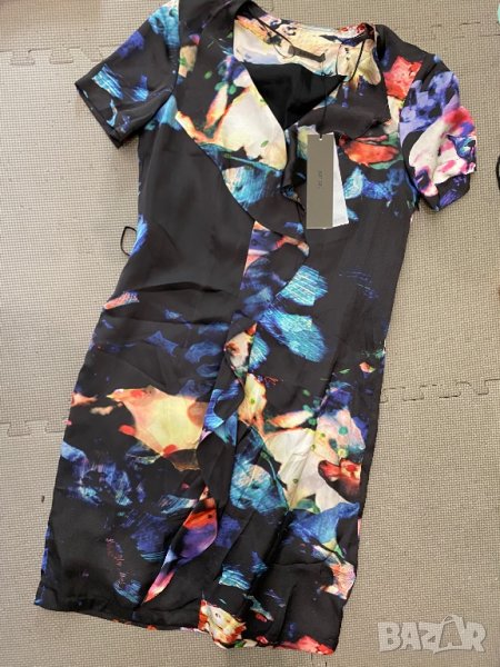 Нова рокля сатен S размер, снимка 1