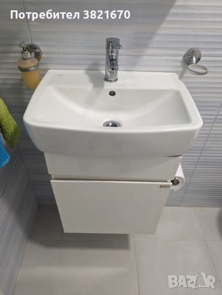 Шкаф за баня с умивалник + батерия и шкаф за баня с огледало, снимка 1