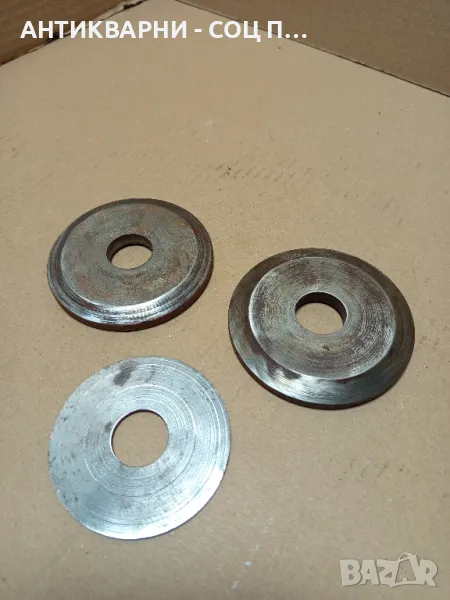 Комплект Стари Шайби Притискателни Дискове За Оси Валове 0.900кг Отвор 25мм., снимка 1