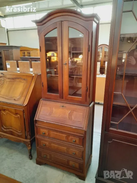 Масивно Писалище с Витрина внос от Германия , снимка 1