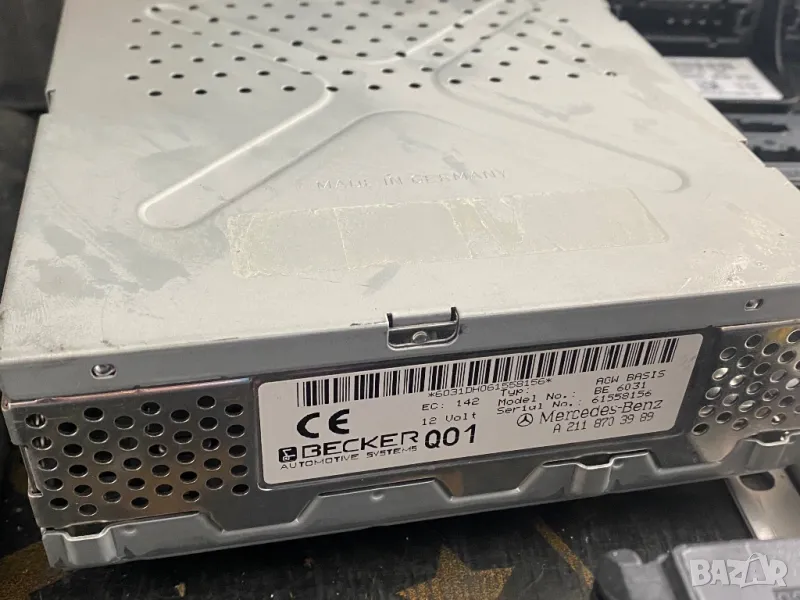 A211 870 39 89 Усилвател за Мерцедес-Бенц Е класа W211, снимка 1