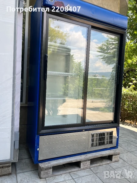 Хладилна витрина, снимка 1