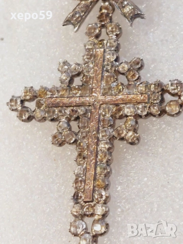 Стар антикварен кръст(медальон)Франция,19век.сребро и злато/каталожна цена 1600$/, снимка 7 - Антикварни и старинни предмети - 52681269