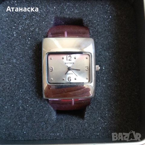 Разпродажба ! SOFTECH - чисто нов елегантен дамски часовник в метална кутия , внос от Англия