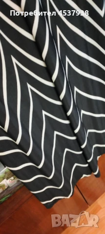 Продавам елегантна рокля, снимка 4 - Рокли - 51227736