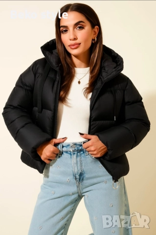 Късо зимно яке с качулка