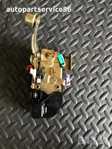 Механизъм за заключване на предна дясна врата за Jeep Cherokee (2002-2008), снимка 3 - Части - 53571227