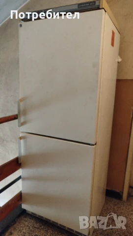 Хладилник с фризер Либхер, снимка 1