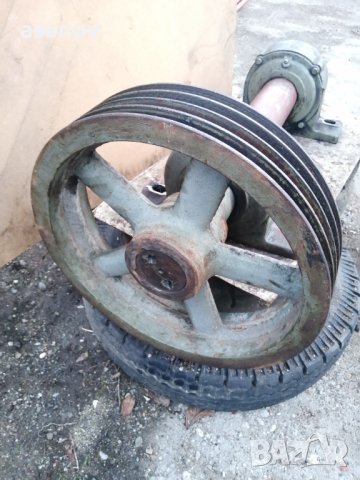 Маховик с вал и лагери, снимка 3 - Други машини и части - 43398196