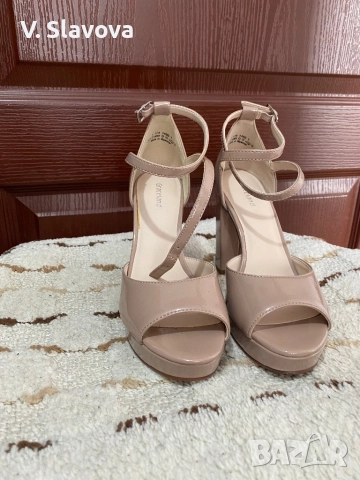 Нови обувки на висок ток , снимка 2 - Дамски обувки на ток - 52442490