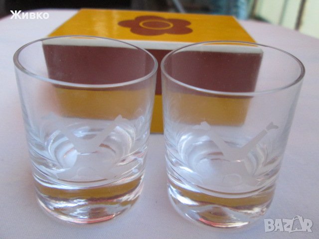 STADT-SPARKASSE DUSSELDORF две немски малки стъклени чаши в кутийка., снимка 4 - Чаши - 43595368