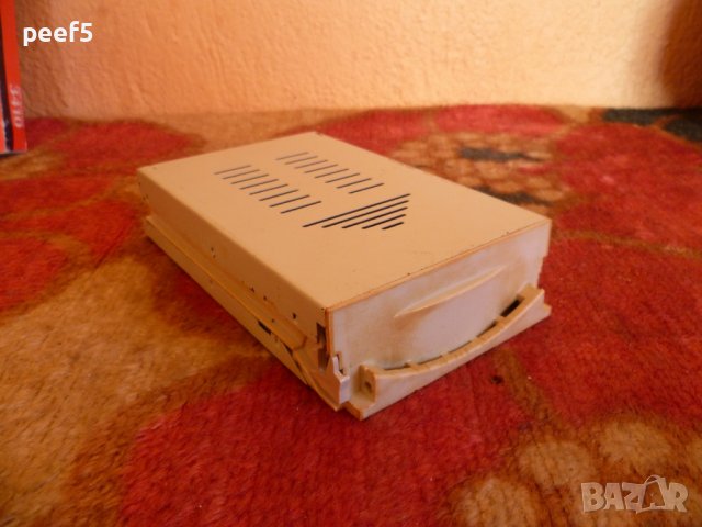 Кутия за хард диск за стари компютри., снимка 4 - Антикварни и старинни предмети - 43960104