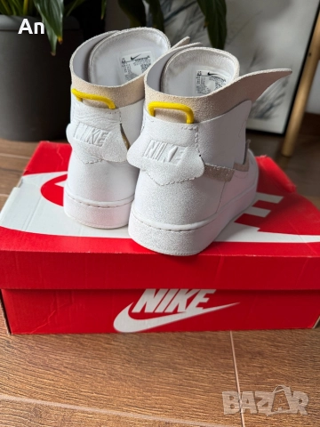 Nike Wmns Vandalised White Chrome Yellow BQ3610-100, снимка 2 - Кецове - 52177958