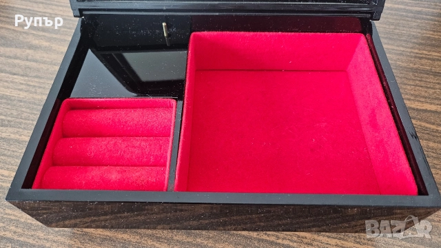 Музикална кутия за бижута, снимка 3 - Бижутерийни комплекти - 52863982