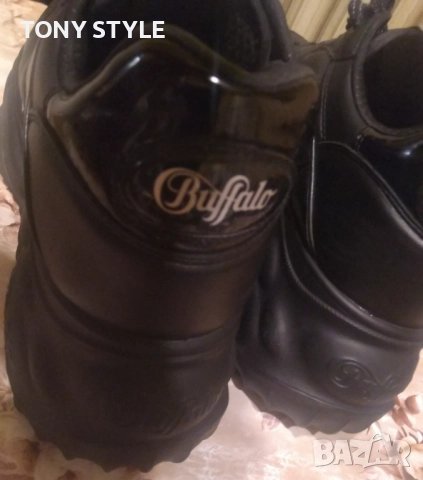 BUFFALO LONDON Оригинал Нови Мъжки Високи Кожени Сникърси 44 , снимка 17 - Маратонки - 51629495