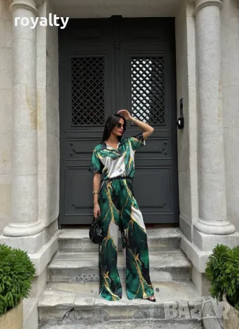 Дамски комплекти със сатен Два цвята , снимка 3 - Комплекти - 50394624