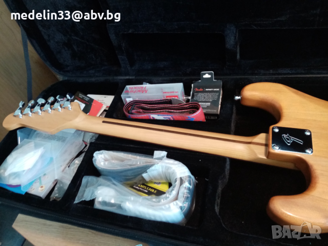 Westfield Fender walnut stratocaster 1989 pro series ел. китара, снимка 18 - Китари - 42971885