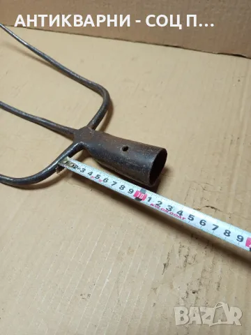 Соц Стара Ръчно Кована Три Рога Вила За Сено., снимка 8 - Антикварни и старинни предмети - 49261837