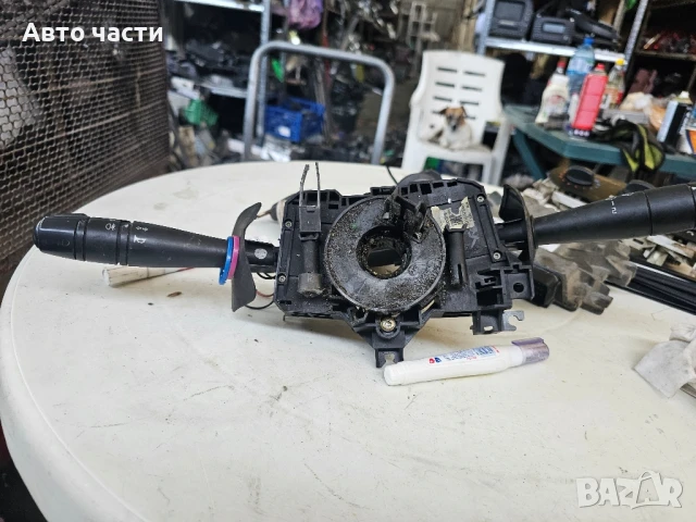  901057666 ПРЕВКЛЮЧВАЧ НА РАМОТО НА ЧИСТАЧКАТА НА КОРМИЛНАТА КОЛОНА за Dacia S UK1192059-12