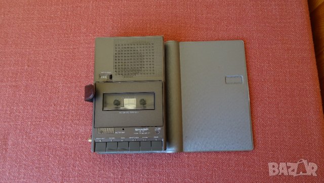 vintage SHARP CE-152 cassete recorder