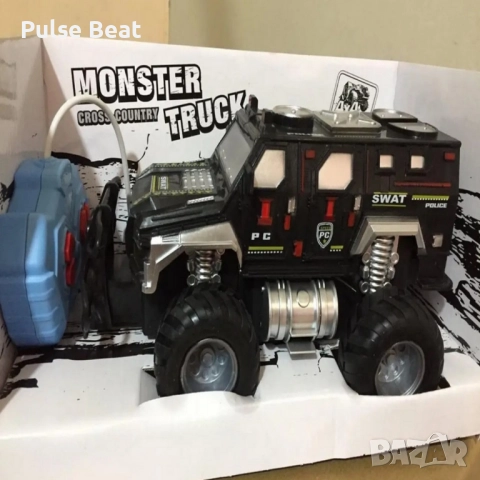 Радиоуправляемият джип Monster Truck SWAT 4x4, снимка 2 - Коли, камиони, мотори, писти - 52416500