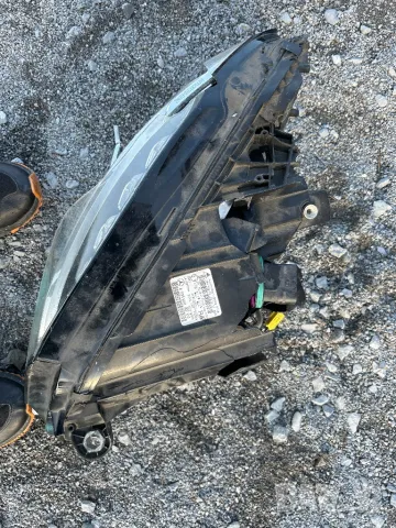 десен фар мерцедес ц класа 2017 led xenon би ксенон лед фул лед на части, снимка 2 - Части - 49699233