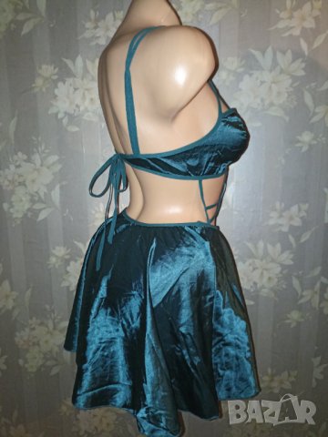 Великолепна сатенена нощничка пълен клош,  в тюркоазен цвят с чокър М , снимка 9 - Нощници - 38592480