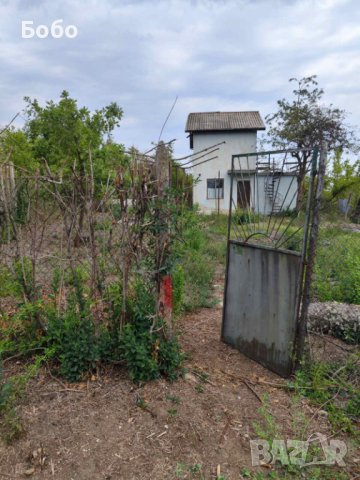 Продава къща