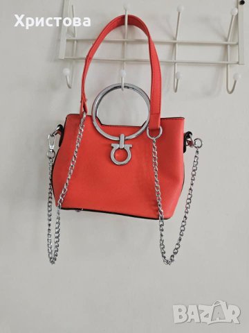 Дамски комплект на марката FENDI с чанта подарък, снимка 4 - Спортни екипи - 42998285