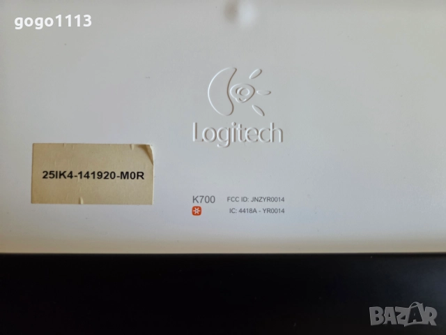 Перфектна безжична клавиатура Logitech K700, снимка 3 - Клавиатури и мишки - 51901186