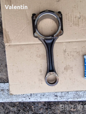 Продавам колянов вал за Мазда 2,2 Скайактив с лагери и биела , снимка 8 - Части - 52891397